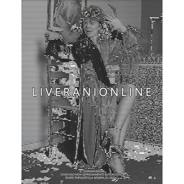 RETROSPETTIVA PAOLA QUATTRINI ATTRICE NELLA FOTO PAOLA QUATTRINI A MILANO NELL\'ANNO 1982  AG ALDO LIVERANI SAS 