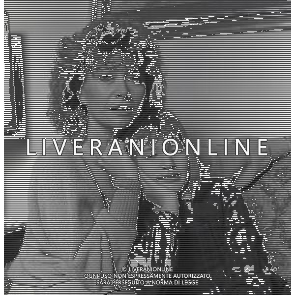 RETROSPETTIVA PAOLA QUATTRINI ATTRICE NELLA FOTO PAOLA QUATTRINI A MILANO NELL\'ANNO 1982  AG ALDO LIVERANI SAS 