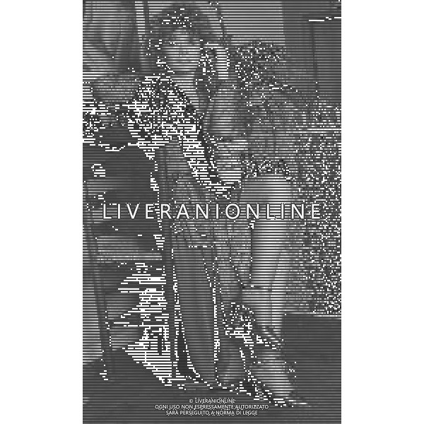 RETROSPETTIVA PAOLA QUATTRINI ATTRICE NELLA FOTO PAOLA QUATTRINI A MILANO NELL\'ANNO 1982  AG ALDO LIVERANI SAS 