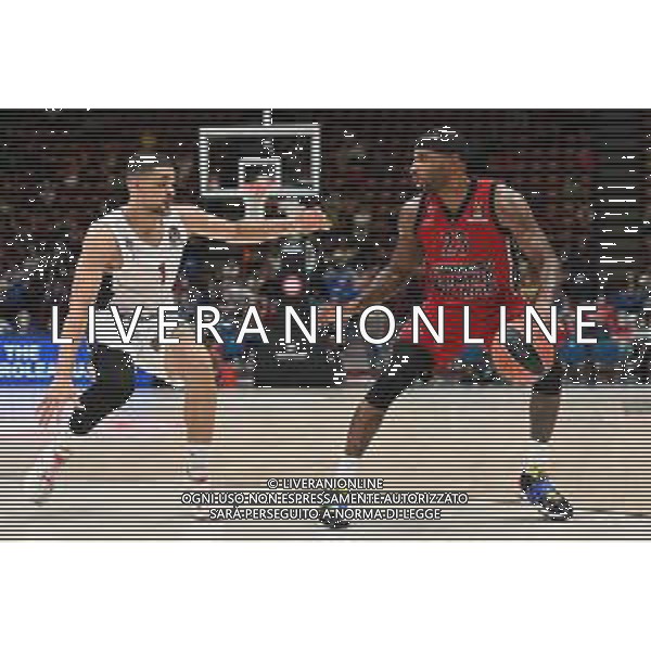 ¬© TVRG Iffe Lundberg (Mosca) SX e Malcom Delaney (Milano) DX AX Armani Exchange Milano vs CSKA Mosca Eurolega - 1a giornata regular season Assago (MI) 30-09-2021 Mediolanum Forum foto Roberto Garavaglia/ag. Aldo Liverani sas/AGENZIA ALDO LIVERANI SAS