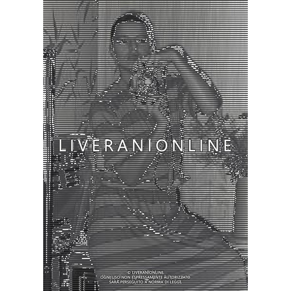 RETROSPETTIVA PATRIZIA CASELLI ATTRICE-CONDUTTRICE TELEVISIVA E SHOWGIRL ITALIANA NELLA FOTO PATRIZIA CASELLI A MILANO NELL\'ANNO 1979 AG ALDO LIVERANI SAS