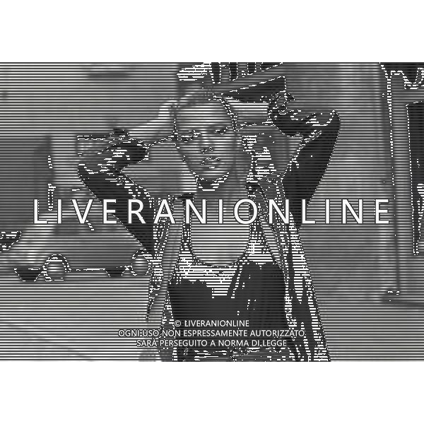 RETROSPETTIVA PATRIZIA CASELLI ATTRICE-CONDUTTRICE TELEVISIVA E SHOWGIRL ITALIANA NELLA FOTO PATRIZIA CASELLI A MILANO NELL\'ANNO 1979 AG ALDO LIVERANI SAS