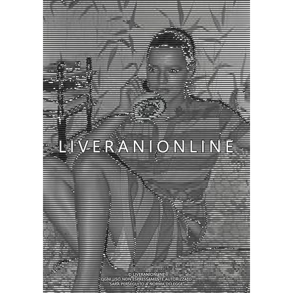 RETROSPETTIVA PATRIZIA CASELLI ATTRICE-CONDUTTRICE TELEVISIVA E SHOWGIRL ITALIANA NELLA FOTO PATRIZIA CASELLI A MILANO NELL\'ANNO 1979 AG ALDO LIVERANI SAS