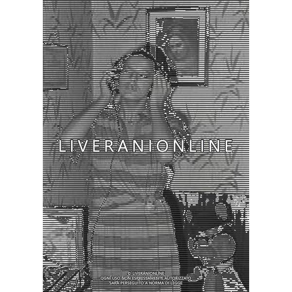 RETROSPETTIVA PATRIZIA CASELLI ATTRICE-CONDUTTRICE TELEVISIVA E SHOWGIRL ITALIANA NELLA FOTO PATRIZIA CASELLI A MILANO NELL\'ANNO 1979 AG ALDO LIVERANI SAS