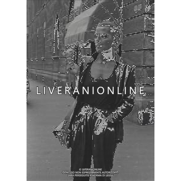 RETROSPETTIVA PATRIZIA CASELLI ATTRICE-CONDUTTRICE TELEVISIVA E SHOWGIRL ITALIANA NELLA FOTO PATRIZIA CASELLI A MILANO NELL\'ANNO 1979 AG ALDO LIVERANI SAS