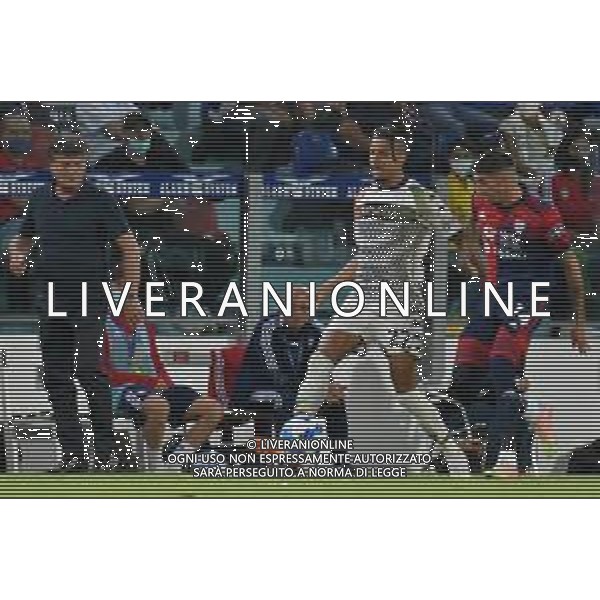 1-10-2021. Cagliari Calcio - Venezia F.C. 7° giornata Serie A calcio 2021-2022. Italia, Sardegna, Cagliari, Stadio Unipol Domus. Salvatore Moi/Aldo Liverani s.a.s. Nella foto: Tyronne Ebuehi e Alessandro Deiola ©MOI/AGENZIA ALDO LIVERANI SAS