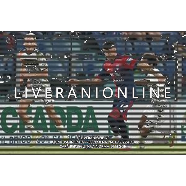 1-10-2021. Cagliari Calcio - Venezia F.C. 7° giornata Serie A calcio 2021-2022. Italia, Sardegna, Cagliari, Stadio Unipol Domus. Salvatore Moi/Aldo Liverani s.a.s. Nella foto: Dennis Johnsen Venezia, Alessandro Deiola Cagliari, Gianluca Busio Venezia ©MOI/AGENZIA ALDO LIVERANI SAS