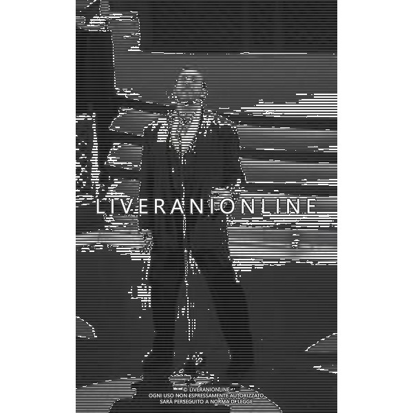 RETROSPETTIVA ANDREA MINGARDI CANTANTE NELLA FOTO ANDREA MINGARDI AL FESTIVAL DI SANREMO NELL\'ANNO 1993 AG ALDO LIVERANI SAS
