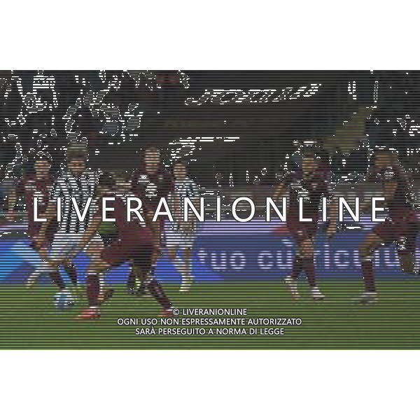 Torino 02.10.2021 Stadio Olimpico Grande Torino ©Alessandro Falzone/Agenzia Aldo Liverani Torino vs Juventus Serie A Tim 2021/2022 Nella foto : IL GOL DI MANUEL LOCATELLI ©FALZONE/AGENZIA ALDO LIVERANI SAS