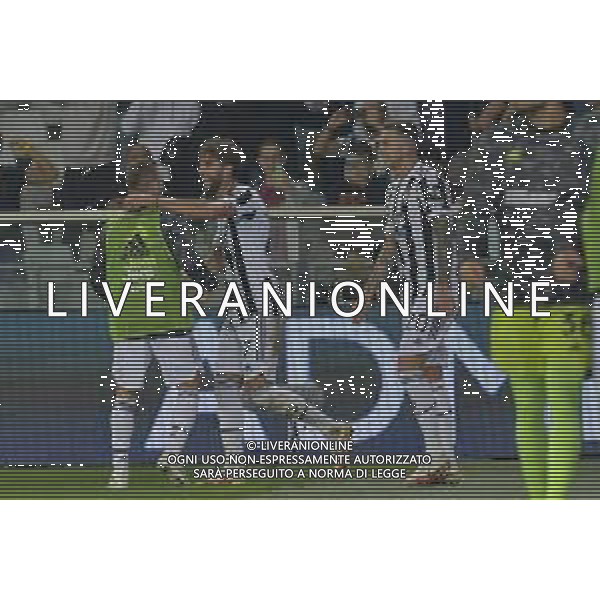 Torino 02.10.2021 Stadio Olimpico Grande Torino ©Alessandro Falzone/Agenzia Aldo Liverani Torino vs Juventus Serie A Tim 2021/2022 Nella foto : ESULTANZA GOL DI MANUEL LOCATELLI ©FALZONE/AGENZIA ALDO LIVERANI SAS