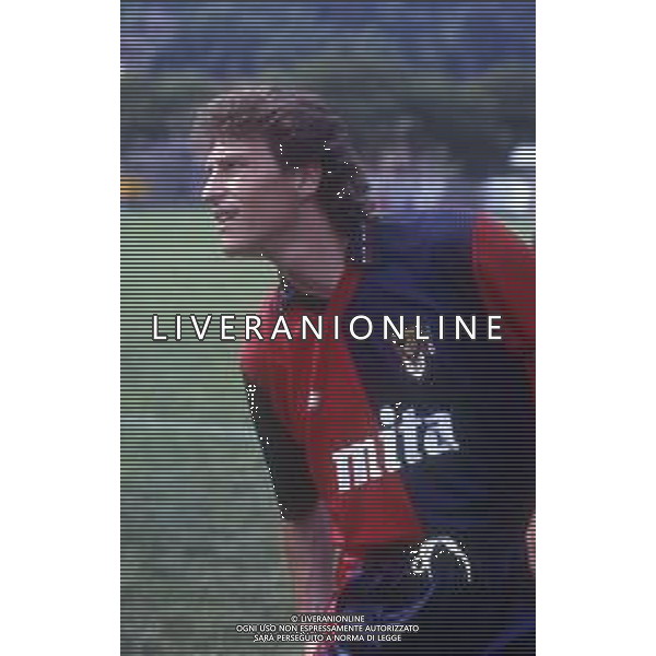 RETROSPETTIVA ARMANDO FERRONI CALCIATORE NELLA FOTO ARMANDO FERRONI CON LA MAGLIA DEL GENOA CALCIO AG ALDO LIVERANI SAS