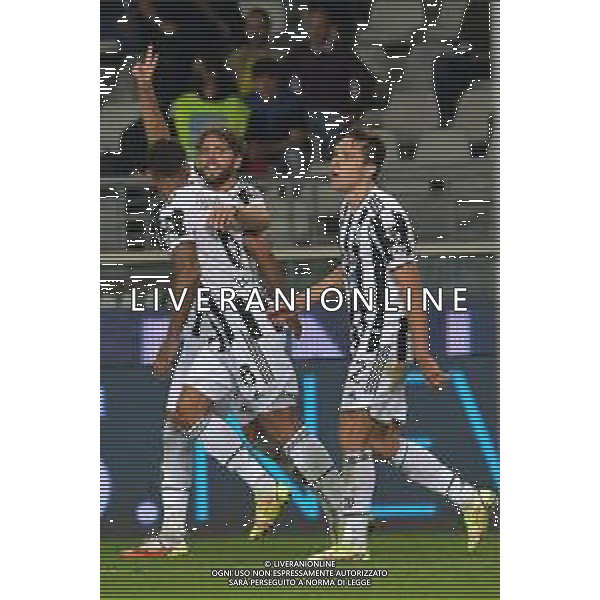 Torino 02.10.2021 Stadio Olimpico Grande Torino ©Alessandro Falzone/Agenzia Aldo Liverani Torino vs Juventus Serie A Tim 2021/2022 Nella foto : ESULTANZA GOL DI MANUEL LOCATELLI