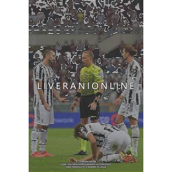 Torino 02.10.2021 Stadio Olimpico Grande Torino ©Alessandro Falzone/Agenzia Aldo Liverani Torino vs Juventus Serie A Tim 2021/2022 Nella foto : GIORGIO CHIELLINI-PAOLO VALERI-ADRIEN RABIOT