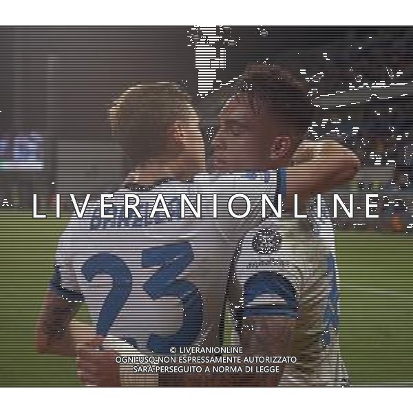 SASSUOLO - INTER CAMPIONATO CALCIO SERIE A TIM 02.10.2021 NELLA FOTO ESULTANZA DOPO IL GOL DI LAUTARO MARTINEZ CON NICOLO\' BARELLA ©SANTANDREA /AGENZIA ALDO LIVERANI SAS