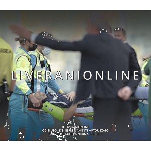 PESCARA - REGGIANA CAMPIONATO CALCIO SERIE C LEGA PRO 03.10.2021 NELLA FOTO GIACOMO VENTURI INFORTUNATO LASCIA IL CAMPO IN BARELLA ©SANTANDREA/AGENZIA ALDO LIVERANI SAS