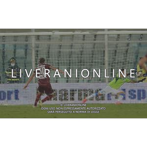 PESCARA - REGGIANA CAMPIONATO CALCIO SERIE C LEGA PRO 03.10.2021 NELLA FOTO IL GOL SU RIGORE DI LUCA ZAMPARO ©SANTANDREA/AGENZIA ALDO LIVERANI SAS