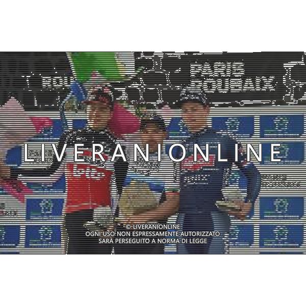 03-10-2021 Paris - Roubaix; 2021, Bahrain - Victorious; 2021, Lotto - Soudal; 2021, Alpecin - Fenix; Colbrelli, Sonny; Vermeersch, Florian; Van Der Poel, Mathieu; Roubaix; ©SIROTTI/AGENZIA ALDO LIVERANI SAS
