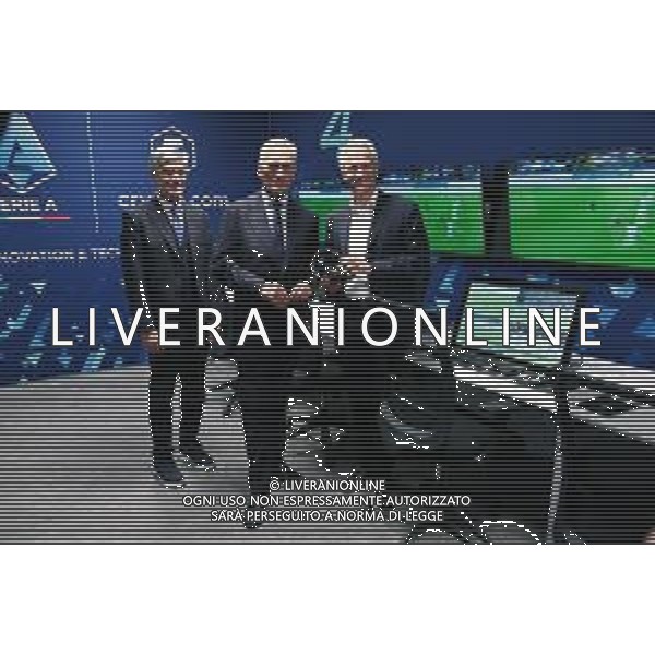 ¬© TVRG presentazione Centro VAR nella foto da SX Alfredo Trentalange presidente AIA, Gabriele Gravina presidente FIGC e Paolo Dal Pino presidente Lega Serie A Lissone (MB) 04-10-2021 Conferenza stampa di presentazione del Centro VAR presso l\'IBC International Broadcast Centre della Lega Serie A di via Giacomo Zanella 20 foto Roberto Garavaglia/ag. Aldo Liverani sas/AGENZIA ALDO LIVERANI SAS