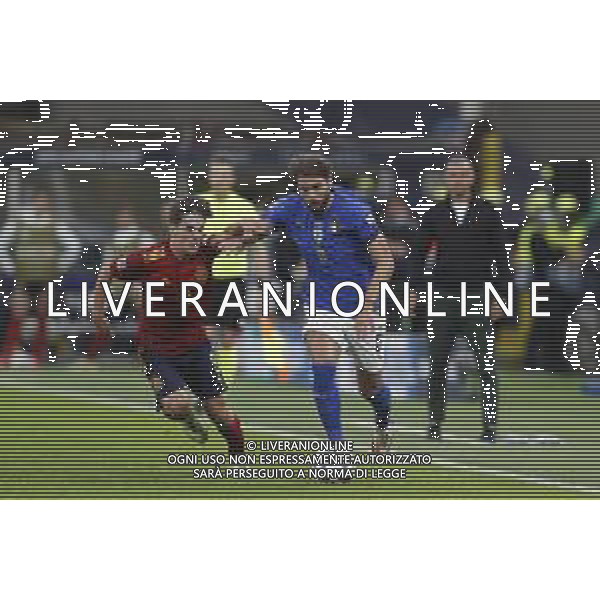 UEFA NATIONS LEAGUE 2021 gara semifinale ITALIA - SPAGNA del 06/10/2021 - nella foto: Manuel Locatelli (Italy) Gavi Pablo Martin Paez Gavira (Spain) ©Claudio Zamagni/Agenzia Aldo Liverani s.a.s. during European UEFA Nations League 2021 semifinal soccer match between Italy and Spain at san Siro Stadium in Milan on October 06 2021 photo credit by Claudio Zamagni/Aldo Liverani Photo Agency/AGENZIA ALDO LIVERANI SAS