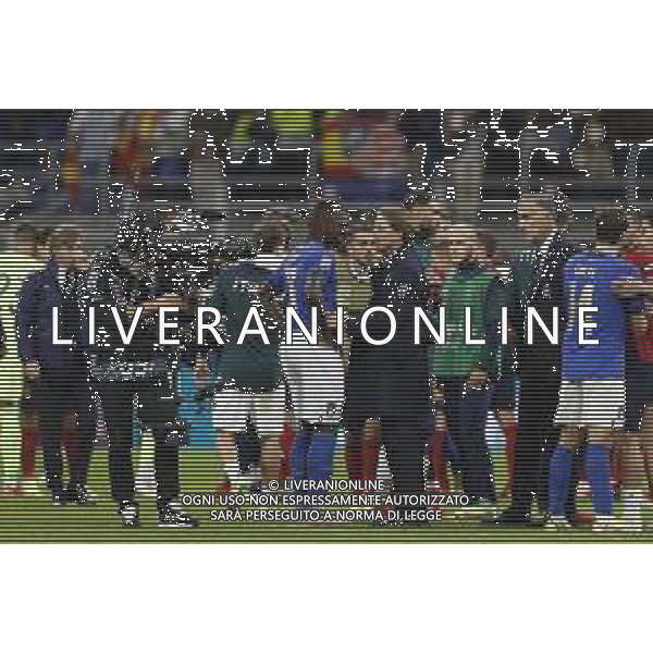 UEFA NATIONS LEAGUE 2021 gara semifinale ITALIA - SPAGNA del 06/10/2021 - nella foto: Moise Kean (Italy) e Roberto Mancini Coach (Italy) a fine gara ©Claudio Zamagni/Agenzia Aldo Liverani s.a.s. during European UEFA Nations League 2021 semifinal soccer match between Italy and Spain at san Siro Stadium in Milan on October 06 2021 photo credit by Claudio Zamagni/Aldo Liverani Photo Agency/AGENZIA ALDO LIVERANI SAS