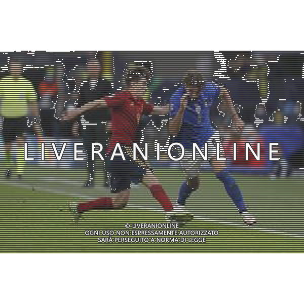 UEFA NATIONS LEAGUE 2021 gara semifinale ITALIA - SPAGNA del 06/10/2021 - nella foto: Manuel Locatelli (Italy)Gavi Pablo Martin Paez Gavira (Spain) ©Claudio Zamagni/Agenzia Aldo Liverani s.a.s. during European UEFA Nations League 2021 semifinal soccer match between Italy and Spain at san Siro Stadium in Milan on October 06 2021 photo credit by Claudio Zamagni/Aldo Liverani Photo Agency/AGENZIA ALDO LIVERANI SAS