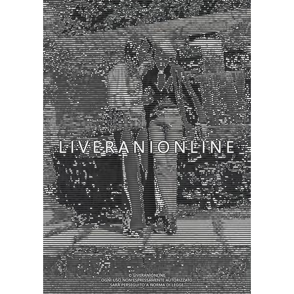 RETROSPETTIVA AGOSTINA BELLI ATTRICE NELLA FOTO AGOSTINA BELLI CON FRED ROBSAHM A SAINT VINCENT NELL\'ANNO 1972 AG ALDO LIVERANI SAS