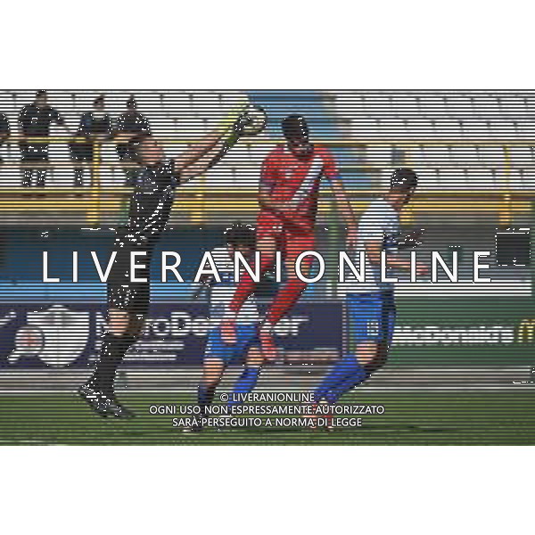 ¬© TVRG Federico Del Frate (Pro Sesto) in uscita anticipa Niccolo\' Pierozzi (Pro Patria) Pro Sesto vs Pro Patria Campionato Serie C girone A - 8a giornata Sesto San Giovanni (MI) 10-10-2021 Stadio Ernesto Breda foto Roberto Garavaglia/ag. Aldo Liverani sas/AGENZIA ALDO LIVERANI SAS