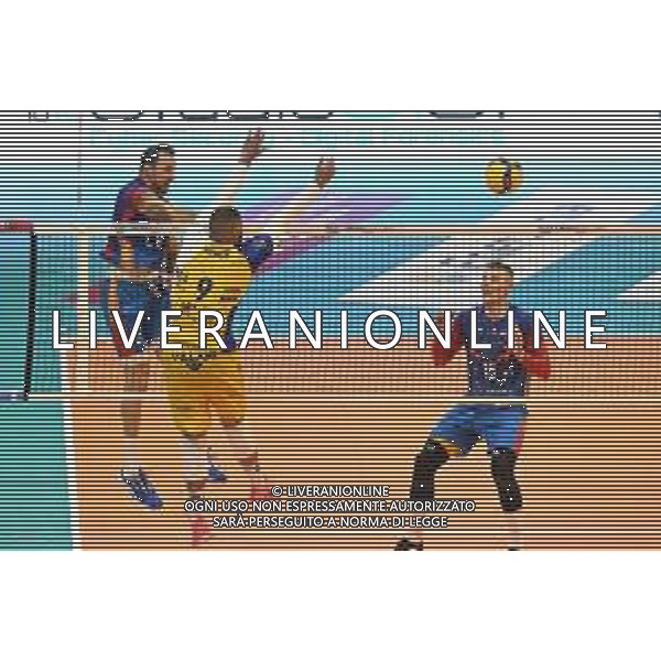¬© TVRG un attacco di Georg Grozer (Monza) Vero Volley Monza vs Leo Shoes PerkinElmer Modena Campionato SuperLega Credem Banca - 1a giornata Monza 10-10-2021 Arena di Monza foto Roberto Garavaglia/ag. Aldo Liverani sas/AGENZIA ALDO LIVERANI SAS
