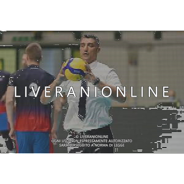 ¬© TVRG Andrea Giani allenatore Modena Vero Volley Monza vs Leo Shoes PerkinElmer Modena Campionato SuperLega Credem Banca - 1a giornata Monza 10-10-2021 Arena di Monza foto Roberto Garavaglia/ag. Aldo Liverani sas/AGENZIA ALDO LIVERANI SAS