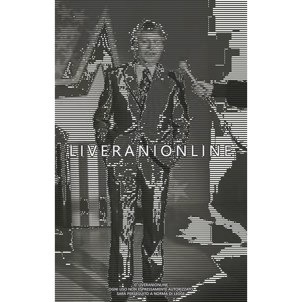 RETROSPETTIVA ALIGHIERO NOSCHESE ATTORE -IMITATORE-SHOWMAN E COMICO NELLA FOTO ALIGHIERO NOSCHESE NELLA TRASMISSIONE TELEVISIVA “MA CHE SERA“ SU RAI UNO NELL\'ANNO 1978 AG ALDO LIVERANI SAS  