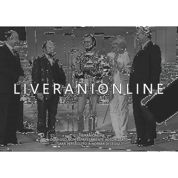 RETROSPETTIVA ANTONELLO VENDITTI CANTANTE NELLA FOTO ANTONELLO VENDITTI A VENEZIA NELL\'ANNO 1980 PREMIATO CON LA GONDOLA D\'ORO AG ALDO LIVERANI SAS 