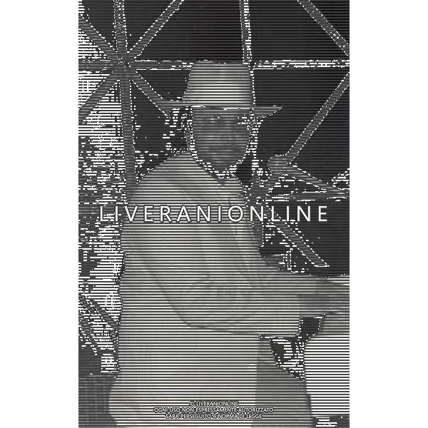 NEG-RETROSPETTIVA ANTONELLO VENDITTI CANTANTE NELLA FOTO ANTONELLO VENDITTI A SAINT VINCENT ESTATE NELL\'ANNO 1983 AG ALDO LIVERANI SAS 