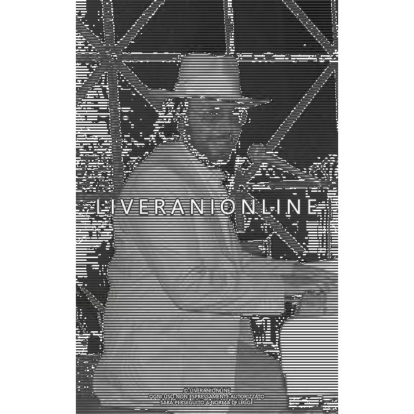 NEG-RETROSPETTIVA ANTONELLO VENDITTI CANTANTE NELLA FOTO ANTONELLO VENDITTI A SAINT VINCENT ESTATE NELL\'ANNO 1983 AG ALDO LIVERANI SAS 