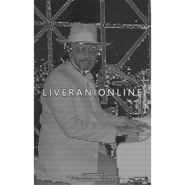 NEG-RETROSPETTIVA ANTONELLO VENDITTI CANTANTE NELLA FOTO ANTONELLO VENDITTI A SAINT VINCENT ESTATE NELL\'ANNO 1983 AG ALDO LIVERANI SAS 