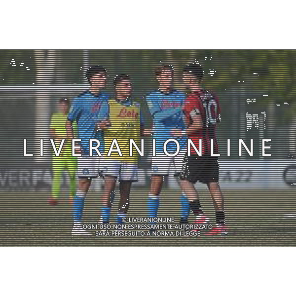 © TVRG tensione tra i giocatori a fine gara Milan vs Napoli Campionato Primavera 1 TIM - 5a giornata Milano 15-10-2021 centro sportivo Peppino Vismara foto Roberto Garavaglia/ag. Aldo Liverani sas/AGENZIA ALDO LIVERANI SAS