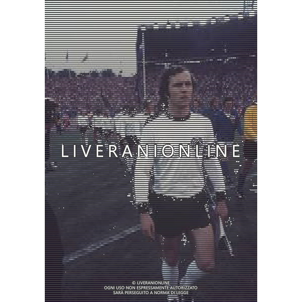 RETROSPETTIVA FRANZ BECKENBAUER CALCIATORE NELLA FOTO FRANZ BECKENBAUER AI MONDIALI DI CALCIO GERMANIA 1974 AG ALDO LIVERANI SAS