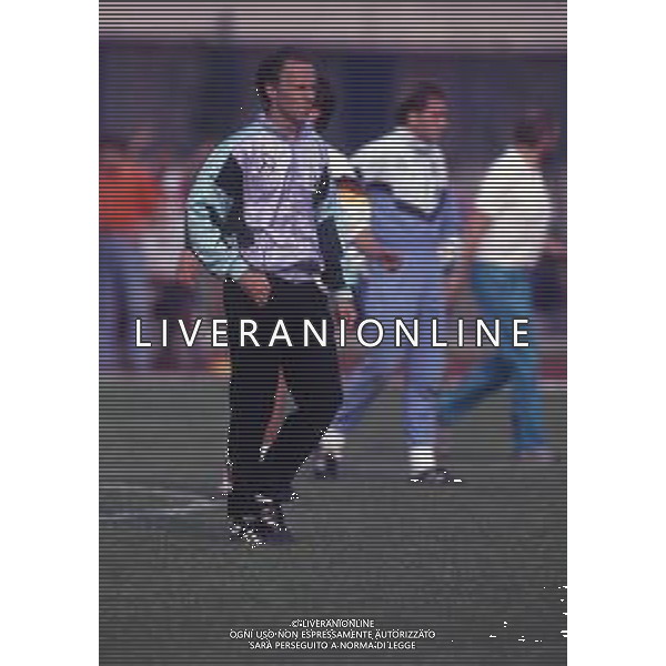 RETROSPETTIVA FRANZ BECKENBAUER CALCIATORE NELLA FOTO FRANZ BECKENBAUER ALLENATORE NAZIONALE GERMANIA OVEST NELL\'ANNO 1990 AI MONDIALI DI ITALIA 90 AG ALDO LIVERANI SAS