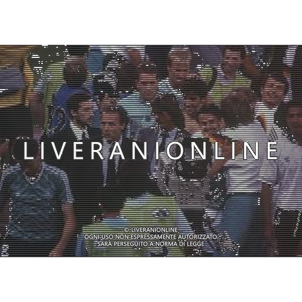 RETROSPETTIVA FRANZ BECKENBAUER CALCIATORE NELLA FOTO FRANZ BECKENBAUER ALLENATORE NAZIONALE GERMANIA OVEST NELL\'ANNO 1990 AI MONDIALI DI ITALIA 90 AG ALDO LIVERANI SAS