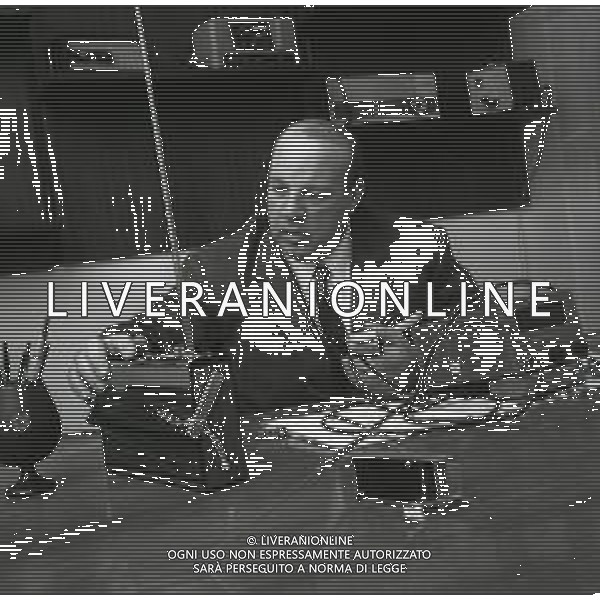 RETROSPETTIVA TOM PONZI INVESTIGATORE PRIVATO NELLA FOTO TOM PONZI NEL SUO STUDIO NELL\'ANNO 1970 A MILANO AG ALDO LIVERANI SAS