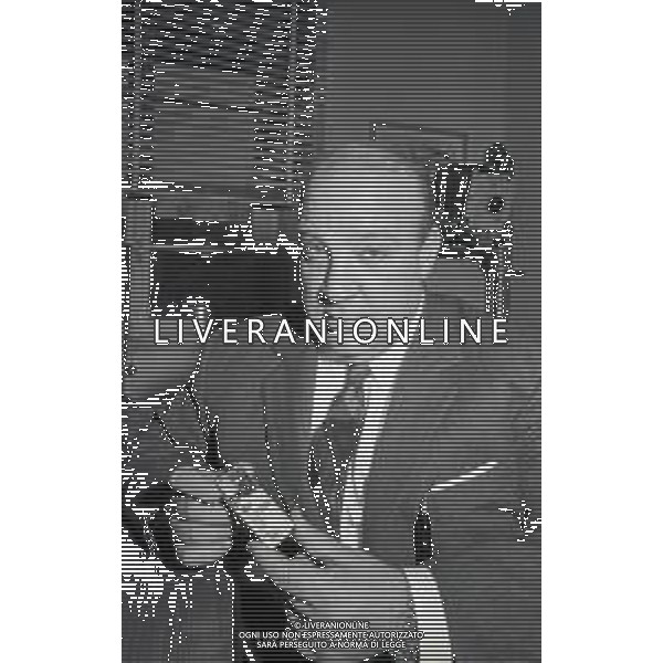 RETROSPETTIVA TOM PONZI INVESTIGATORE PRIVATO NELLA FOTO TOM PONZI NEL SUO STUDIO NELL\'ANNO 1970 A MILANO AG ALDO LIVERANI SAS