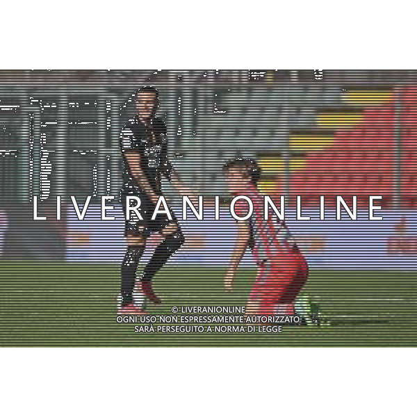 ¬© TVRG Roberto Insigne (Benevento) e Nicolo\' Fagioli (Cremonese) Cremonese vs Benevento Campionato Serie BKT - 8a giornata Cremona 17-10-2021 Stadio Giovanni Zini foto Roberto Garavaglia/ag. Aldo Liverani sas/AGENZIA ALDO LIVERANI SAS