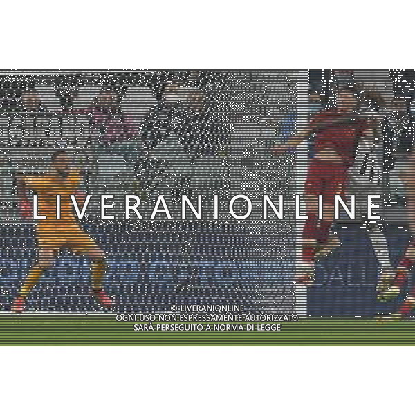 Torino 17.10.2021 Stadio Allianz Stadium ©Alessandro Falzone/Agenzia Aldo Liverani Juventus vs Roma Serie A Tim 2021/2022 Nella foto : gol di MOISE KEAN ©FALZONE/AGENZIA ALDO LIVERANI SAS