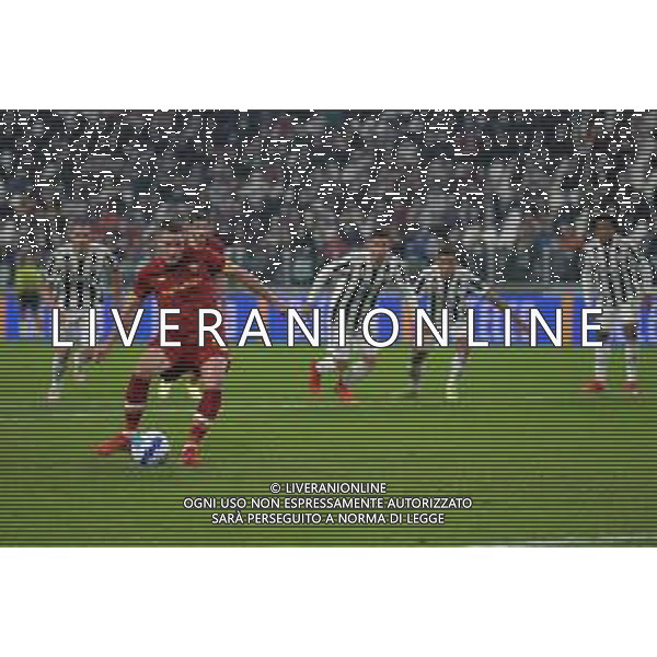 Torino 17.10.2021 Stadio Allianz Stadium ©Alessandro Falzone/Agenzia Aldo Liverani Juventus vs Roma Serie A Tim 2021/2022 Nella foto : VERETOUT SBAGLIA IL RIGORE ©FALZONE/AGENZIA ALDO LIVERANI SAS
