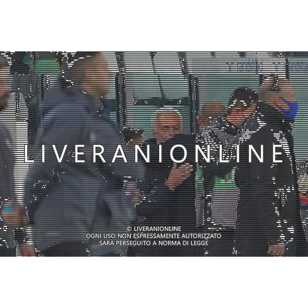 Torino 17.10.2021 Stadio Allianz Stadium ©Alessandro Falzone/Agenzia Aldo Liverani Juventus vs Roma Serie A Tim 2021/2022 Nella foto : JOSE\' Mourinho-ALLEGRI MASSIMILIANO ABBRACCIO ©FALZONE/AGENZIA ALDO LIVERANI SAS