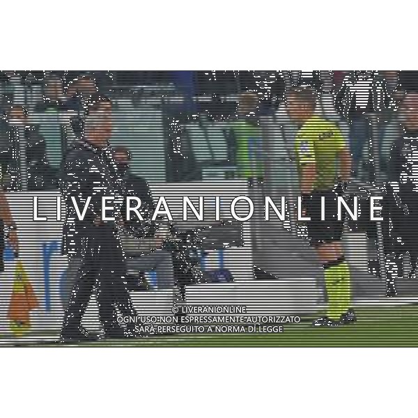 Torino 17.10.2021 Stadio Allianz Stadium ©Alessandro Falzone/Agenzia Aldo Liverani Juventus vs Roma Serie A Tim 2021/2022 Nella foto : Josè Murinho vs Daniele Orsato