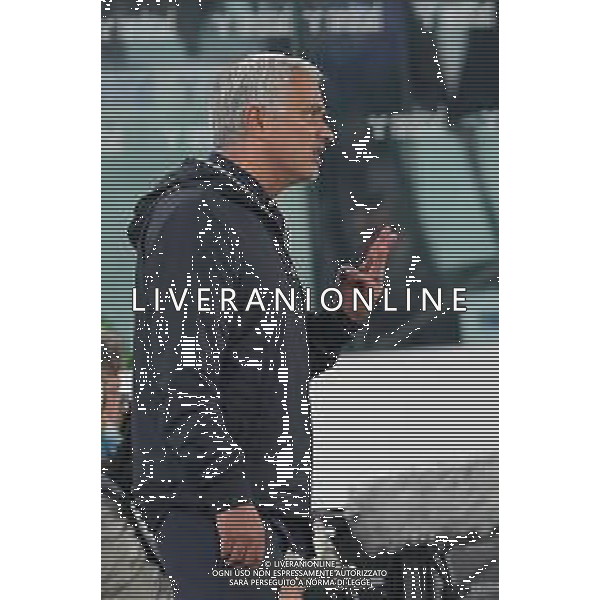 Torino 17.10.2021 Stadio Allianz Stadium ©Alessandro Falzone/Agenzia Aldo Liverani Juventus vs Roma Serie A Tim 2021/2022 Nella foto : Josè Murinho vs Daniele Orsato