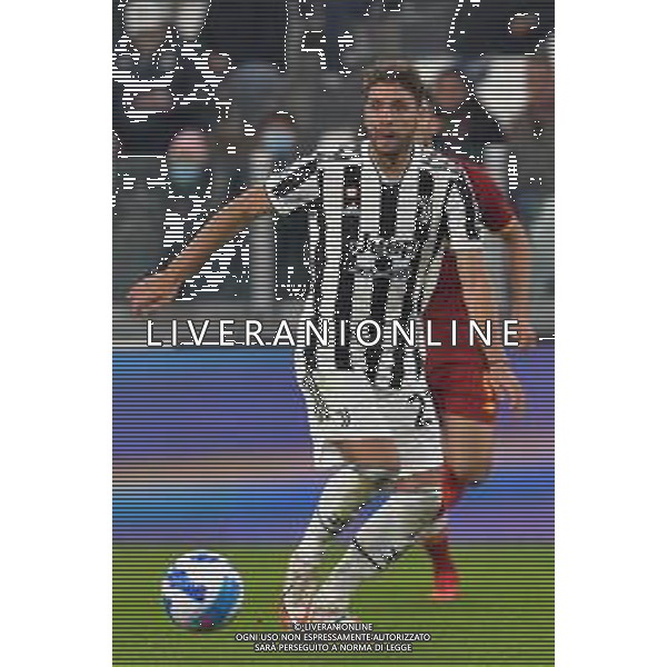 Torino 17.10.2021 Stadio Allianz Stadium ©Alessandro Falzone/Agenzia Aldo Liverani Juventus vs Roma Serie A Tim 2021/2022 Nella foto : Manuel Locatelli