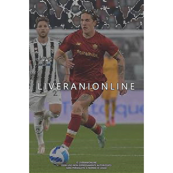 Torino 17.10.2021 Stadio Allianz Stadium ©Alessandro Falzone/Agenzia Aldo Liverani Juventus vs Roma Serie A Tim 2021/2022 Nella foto : Niccolò Zaniolo