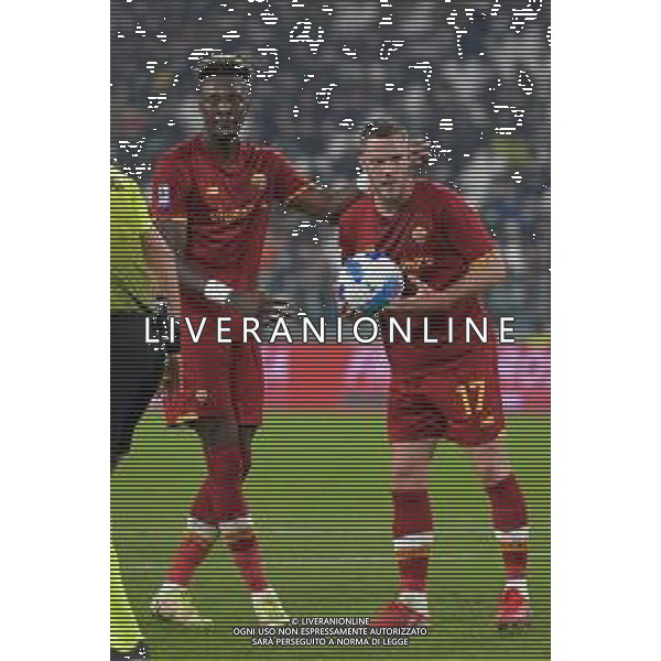 Torino 17.10.2021 Stadio Allianz Stadium ©Alessandro Falzone/Agenzia Aldo Liverani Juventus vs Roma Serie A Tim 2021/2022 Nella foto : Tammy Abraham-Jordan Veretout