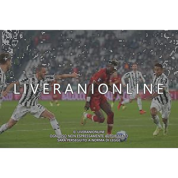 Torino 17.10.2021 Stadio Allianz Stadium ©Alessandro Falzone/Agenzia Aldo Liverani Juventus vs Roma Serie A Tim 2021/2022 Nella foto : Leonardo Bonucci-Tammy Abraham-Danilo